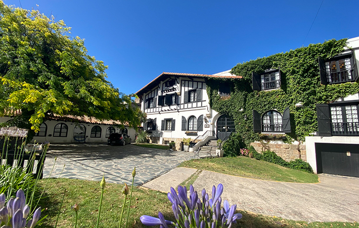 HOSTERÍA DEL BOSQUE – NECOCHEA